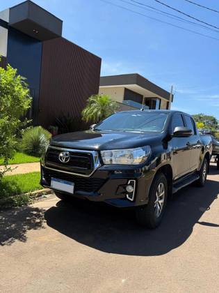 TOYOTA HILUX 2.8 SR 4X4 CD 16V DIESEL 4P AUTOMÁTICO